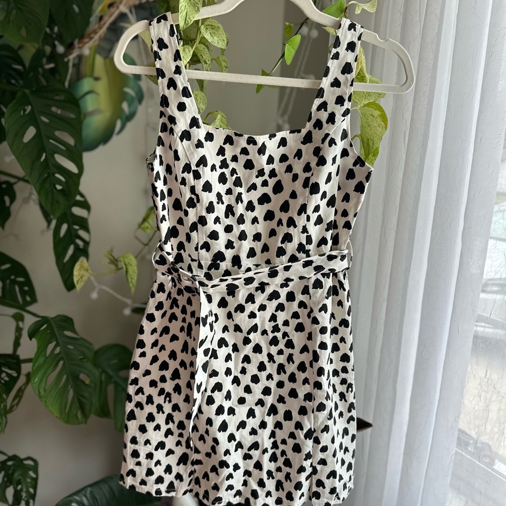 Le Lis White/black  Belted Mini Dress